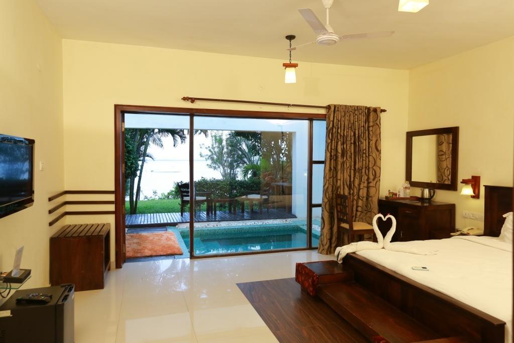 Deshadan Backwater Resort - The Best Sunrise View Alappuzha Esterno foto