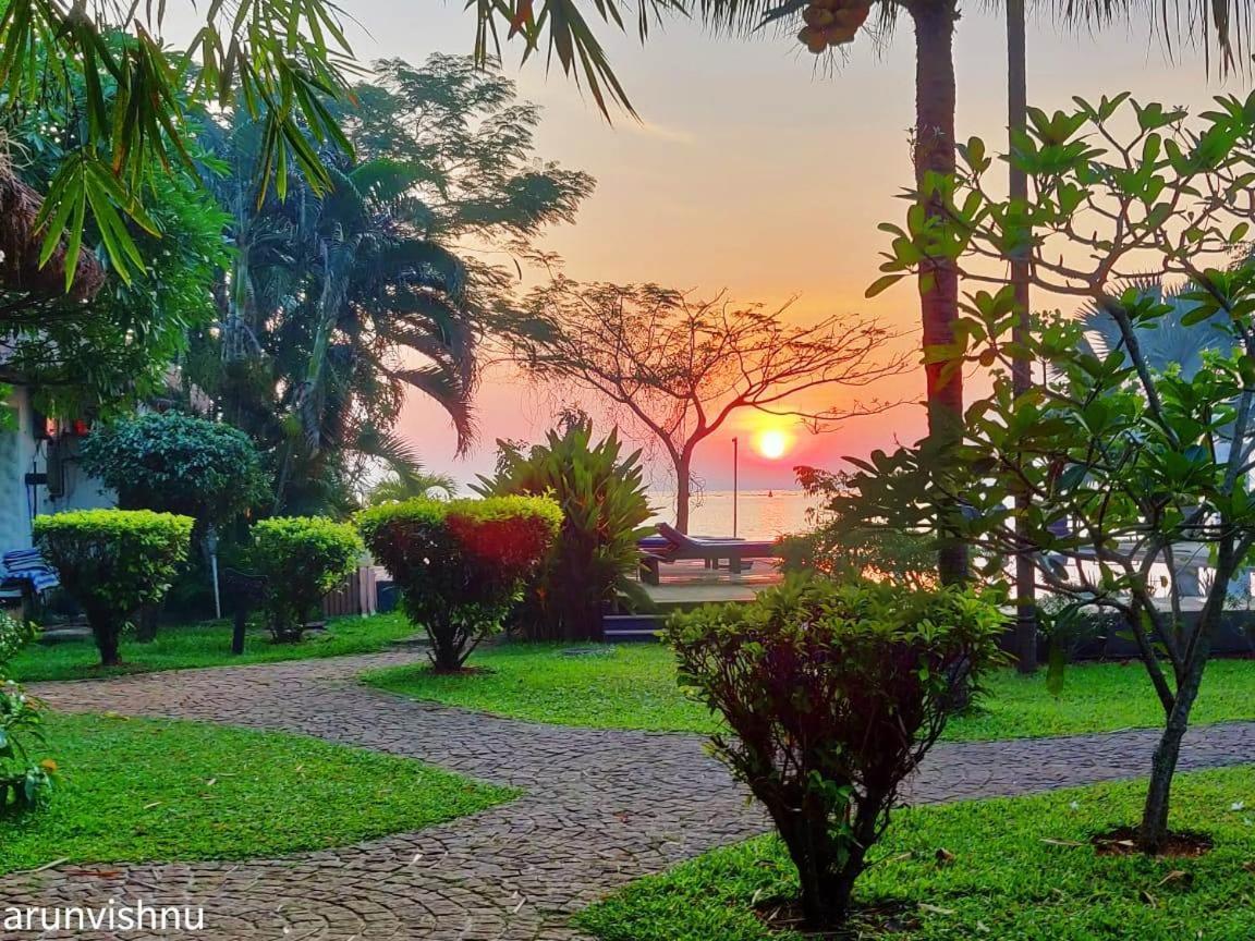 Deshadan Backwater Resort - The Best Sunrise View Alappuzha Esterno foto